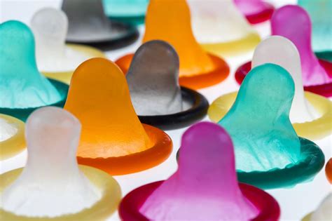Blowjob ohne Kondom gegen Aufpreis Sexuelle Massage Tholey